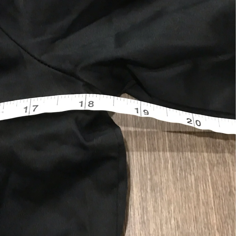 NWT - Tuckernuck Black Ruffle Neck Bouvier Blouse - XS - Picture 8 of 10